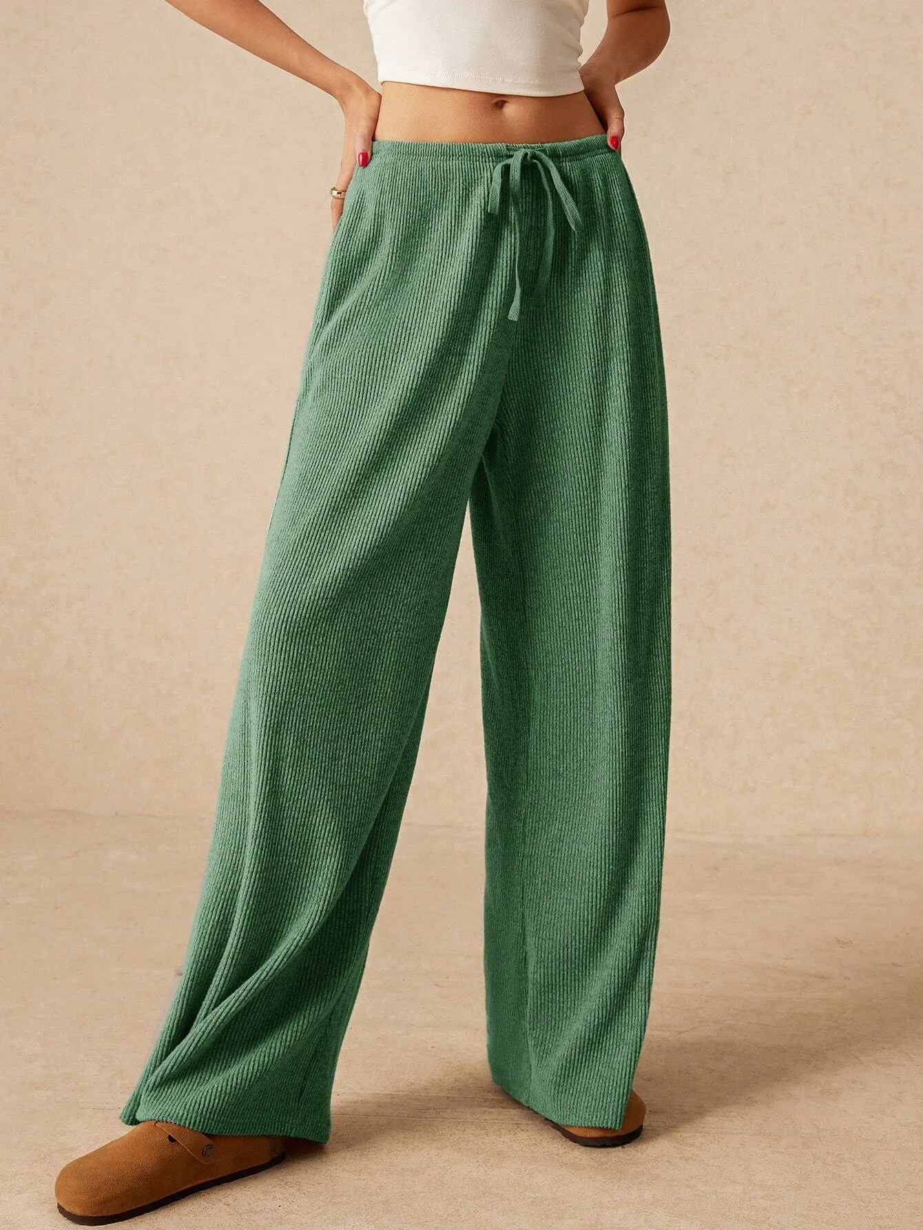Wide-Leg Low-Rise Sweatpants – Casual & Comfortable Loungewear