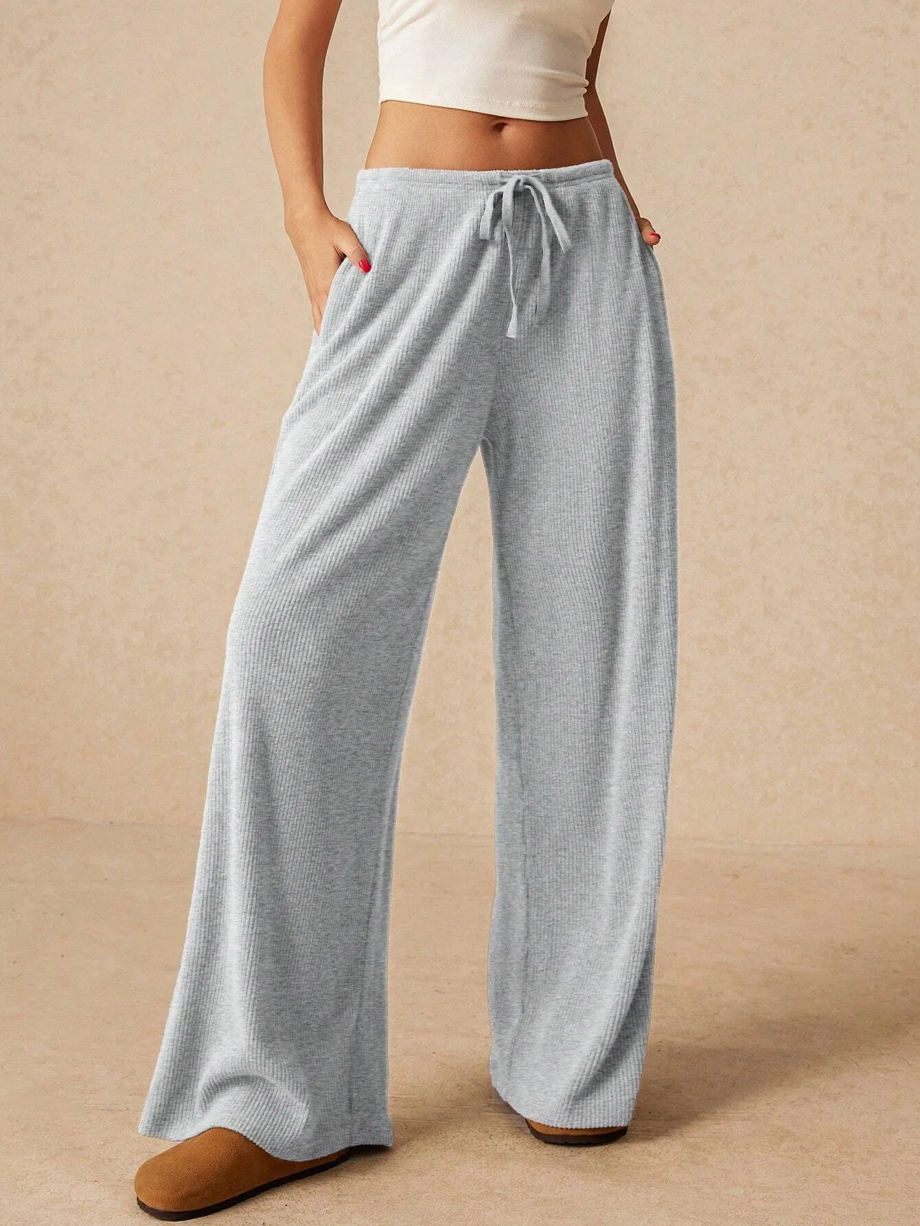 Wide-Leg Low-Rise Sweatpants – Casual & Comfortable Loungewear