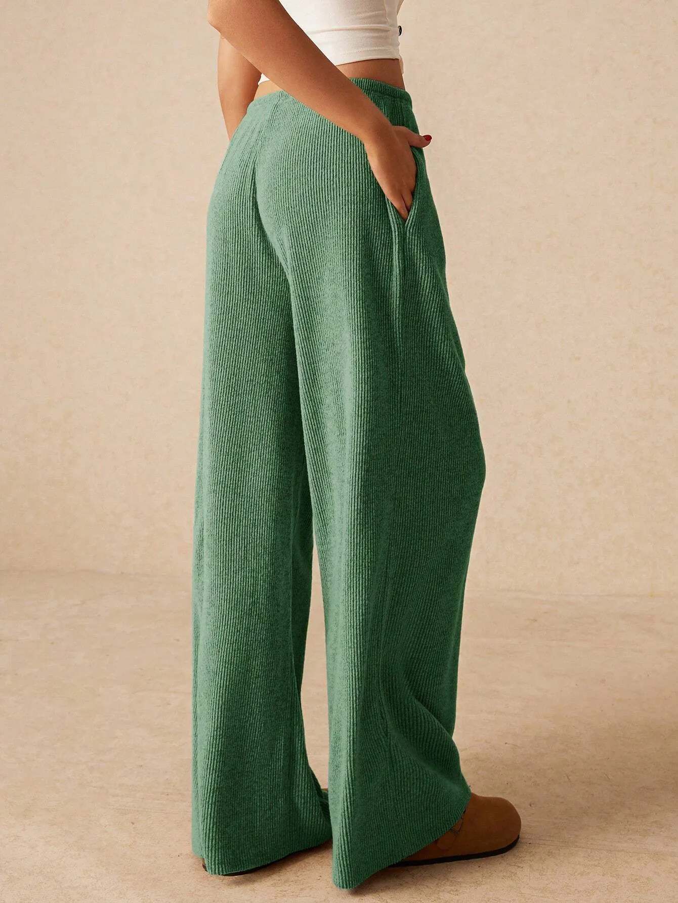 Wide-Leg Low-Rise Sweatpants – Casual & Comfortable Loungewear