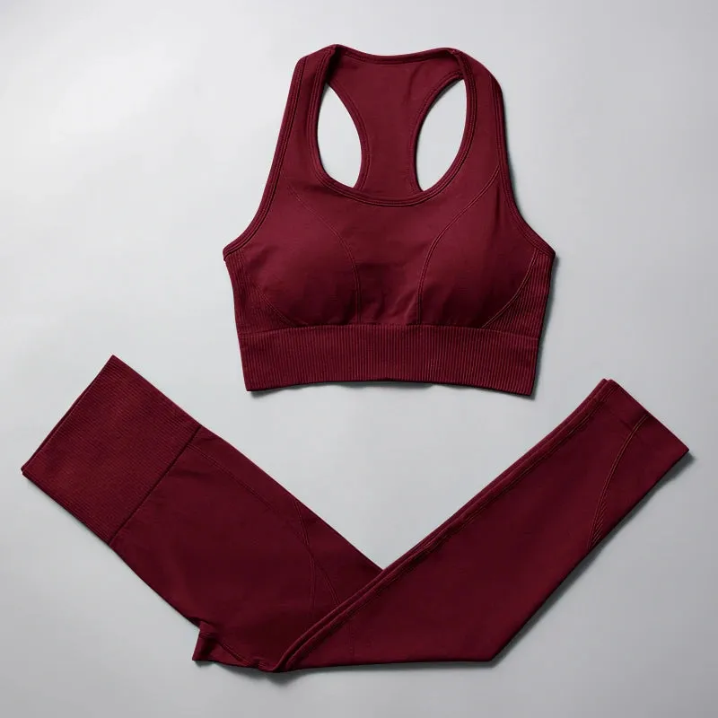 Women's Seamless Yoga Set - Plain High Waist Crop Top and Peach Hip Shorts Leggings Set