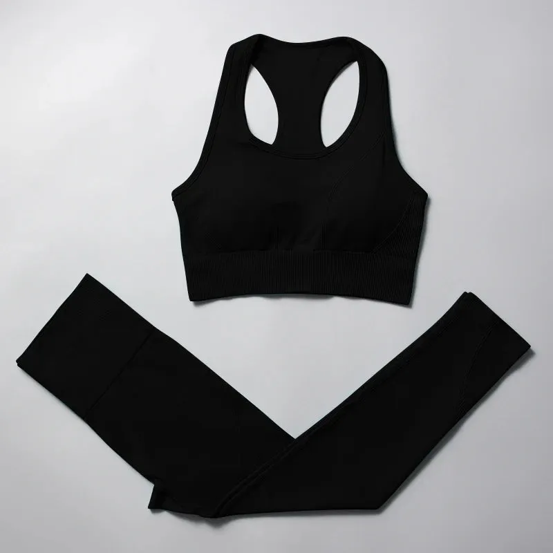 Women's Seamless Yoga Set - Plain High Waist Crop Top and Peach Hip Shorts Leggings Set