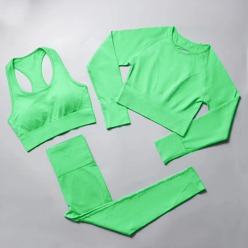 Women's Seamless Yoga Set - Plain High Waist Crop Top and Peach Hip Shorts Leggings Set